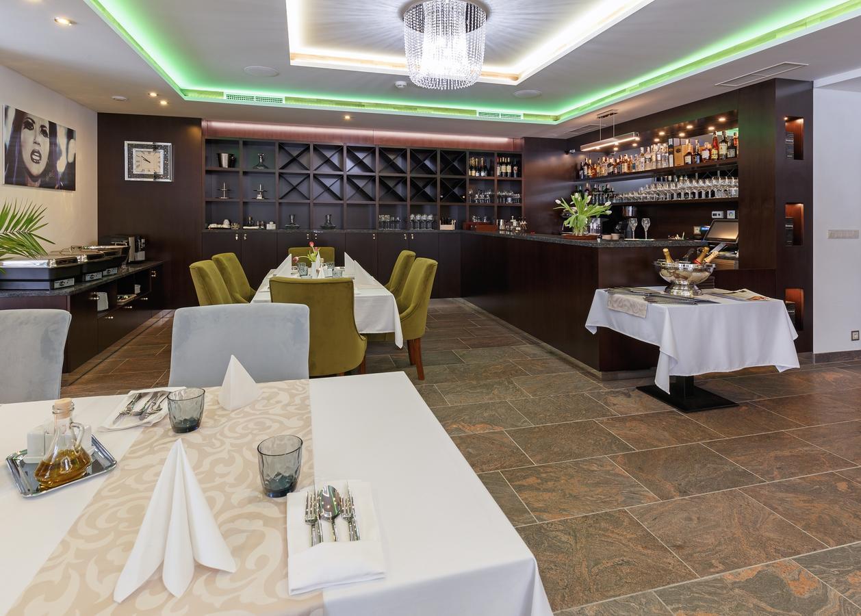 Hotel Bystra Snina Luaran gambar